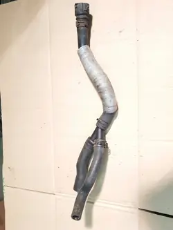 AUDI A3 8P 2.0 FSI Vesiputki 1K0122073FS