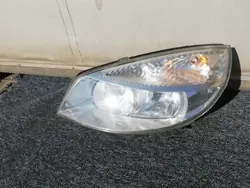 Farol esquerdo Renault Scenic II 03-06