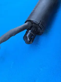 BMW X7 G07 takaluukun tukija OEM QUA7638 - Käytetty