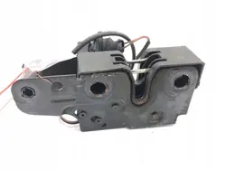 Framhuvudslås Audi A4 B8 Sedan 8T0823509 07-15