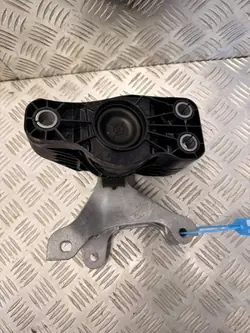 Moottorin tuki OEM 112329241R Renault Austral Rafale