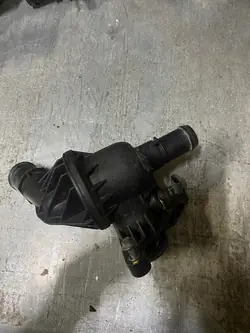 FORD TRANSIT MK8 RWD 4X4 Thermostat Housing OEM
