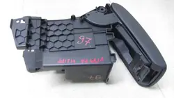 Suzuki OE Käsinojapeite OEM GIS61448 Vitara III:lle