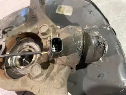 UTO32171 Moyeu de roue avant pour Lexus NX 2020