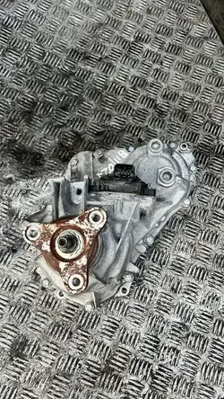 Verteilergetriebe OEM 27105A50BD4 für BMW 5 G60 2024