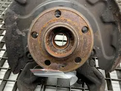 Pivot droit avant OEM LORK-28-108656 pour Skoda Fabia III