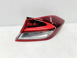 HYUNDAI i30 III FASTBACK Luz Trasera Derecha LED OEM