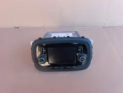 OEM 07356051050 Radio Navigaatio Fiat 500X 1.4 Turbolle