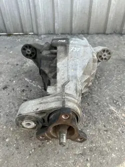 Taka tasauspyörästö MERCEDES-BENZ M (W164) 460310032