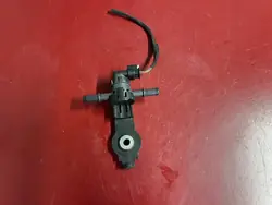 2025 BMW X1 U11 Fuel Pressure Sensor 9897356