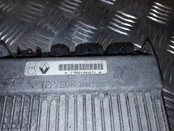 1998 Renault Safrane ECU 2200 Diesel 7700106071