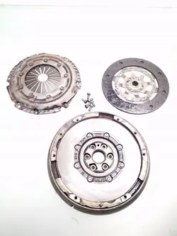 Koko Kytkin Peugeot 207 2009 9659269480