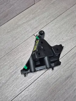 Scivolo paraurti Volvo XC60 OE 31323759