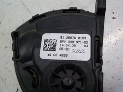 Pedal del acelerador MAN TGX OEM 81.27401-6006 - Usado