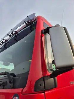 Recubrimiento pilar cabina MAN TGX Izquierdo Rojo OEM