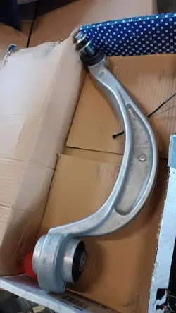 RTS 95-95916-2 Bras de Contrôle, Suspension de Roue