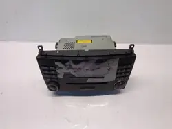 Radio CD Mercedes C W203 OEM 2038705189 - Usado