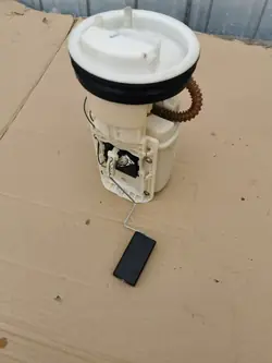 Brandstofpomp Drijver Audi TT 8N 8L0919051B