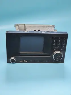 Mercedes Actros MP4 Radio OEM A0004465862 CD USB AUX