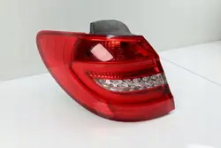 Luz trasera izquierda Mercedes Clase B W246 OEM 2468200564
