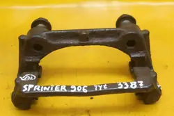 OEM Y04128 Support de Serrage Arrière Mercedes Sprinter