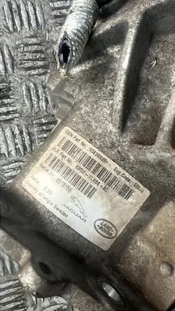 Verteilergetriebe OEM K8D27L486AC für Land Rover Evoque II