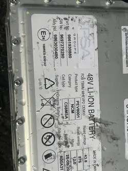 Gebrauchte Traktionsbatterie HEV/EV Peugeot 3008 III OEM 9861930880