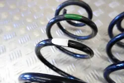 Mola amortecedor traseira direita OEM 4823147280