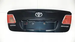 Takaluukun kansi OEM 360151790 Toyota Avensis T27 Sedanille