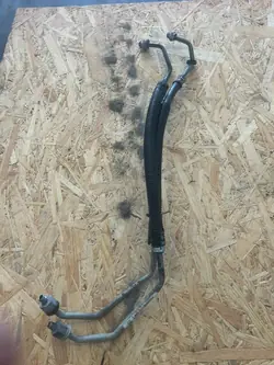 Dodge Caravan vaihteistoputket OEM 05005204