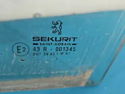 Vidro Porta Traseira Esquerda OEM IMPRK1512073 Peugeot 607