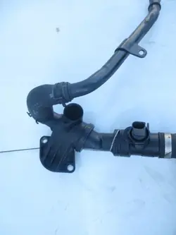Wasserrohr Thermostatgehäuse VW Golf V Audi A3 A4 2.0 TFSI