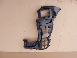 VW Touareg III Linke Frontstoßstangenführung 760807883A