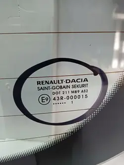 Vitre arrière OEM 000015 pour Dacia Sandero III (2021-)