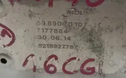 Mercedes Öljynsuodatinpohja OEM 5989070107 - Käytetty