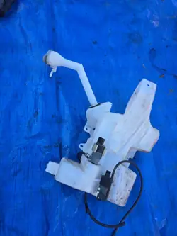 Spolarbehållare OEM 28910HV005 för Nissan Qashqai J11