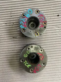 Renault Clio IV 2015 Polia do comando de válvulas / VANOS