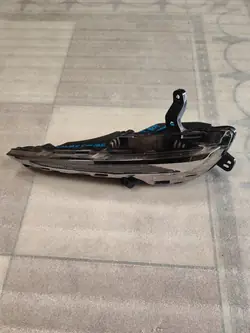 Rechter Knipperlicht Peugeot II 2017-2021 OEM 9818538480