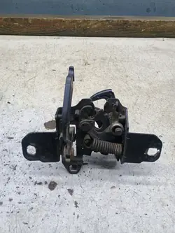 OEM 1M0823503J/K/L frammotorhuvelås för SEAT Leon I