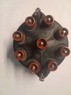 Moottorikansi OEM 0290004500 Mercedes W116:lle