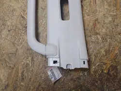 Isuzu D-Max Pilaarbekleding Linkerkant OEM BTU1869