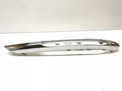 Mercedes-Benz OE A2128851874 profilo paraurti