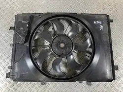 Mercedes W176 W246 Koelventilator A2465000093