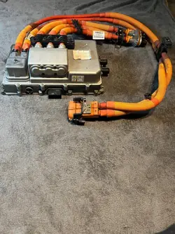 Volvo C40 XC40 Omvormer 32335619 - Gebruikt OEM-onderdeel