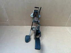 Gaspedaal RENAULT KANGOO II 1.5 DCI 8200436864