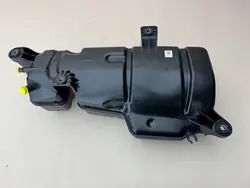 Land Rover AdBlue-säiliö OEM K8D2-5J228-AB Käytetty