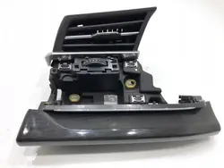 Rejilla de ventilación delantera izquierda OEM 4M8820901A Audi Q8