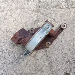 Ford Kuga MK2 Vaihteiston akselituki OEM BG913K305AC