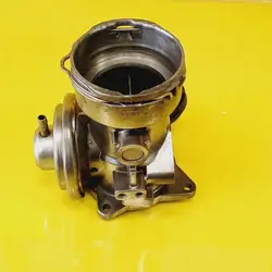 EGR-venttiili Audi A4 S4 B6 038129637L