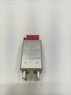 Rele OEM 1265404745 Mercedes-Benz SL R107:lle
